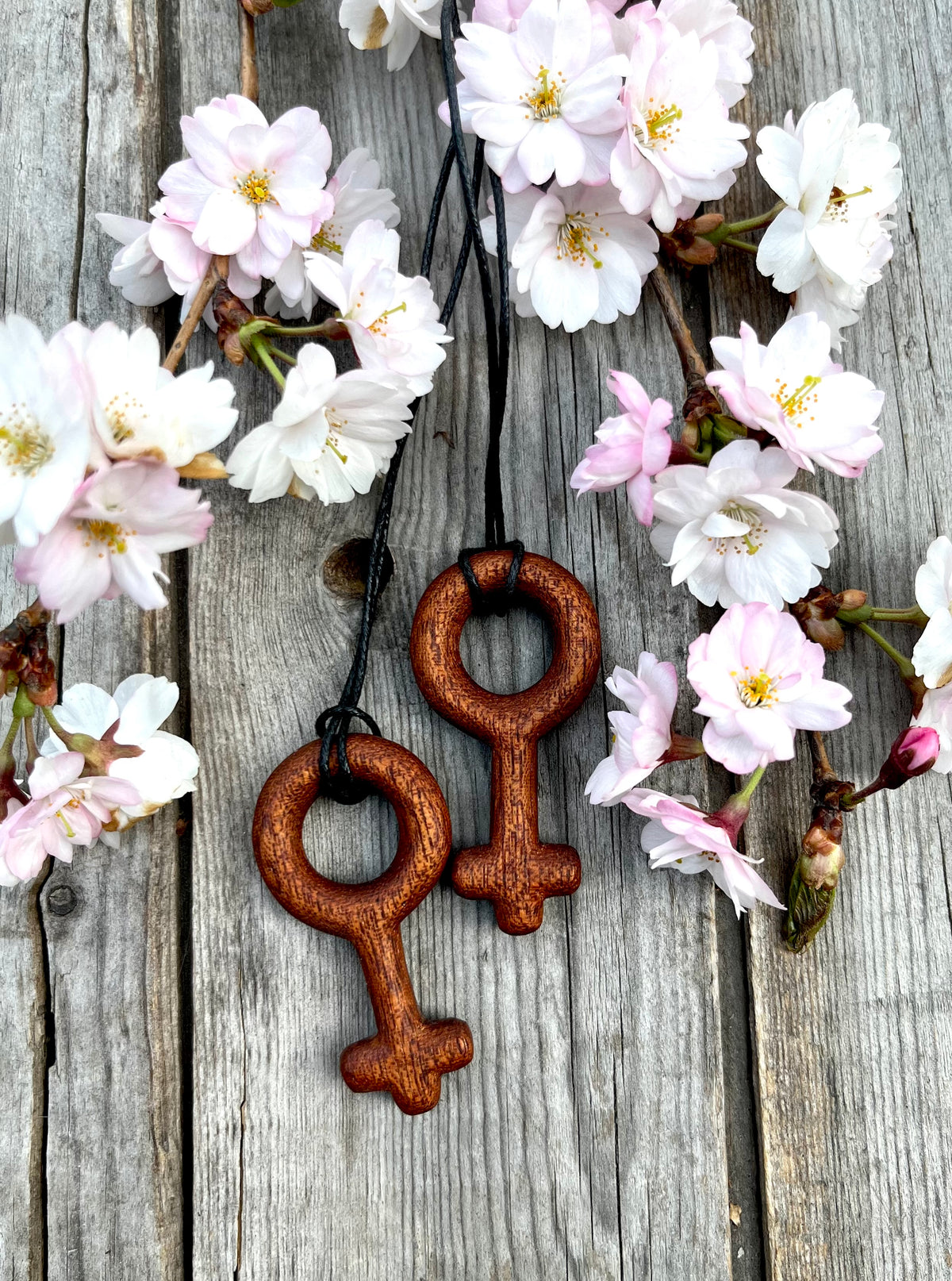 Halsband feminist